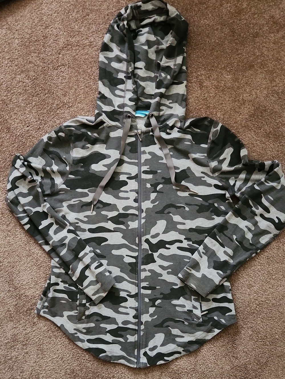 Coolibar Lumaleo Gray and Black Camo Zip Hoodie